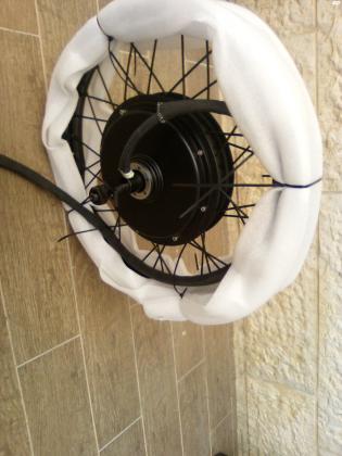 מושקעות בארגזים של כסף שילדה