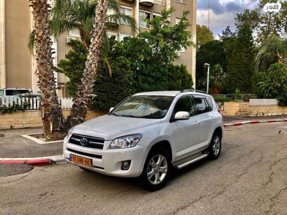 טויוטה RAV4 ארוך 4X4 Premium אוט' 2.0 (158 כ''ס) בנזין 2009 למכירה בחיפה
