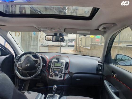 יונדאי i30 Supreme אוט' 1.6 (126 כ''ס) בנזין 2011 למכירה ברחובות