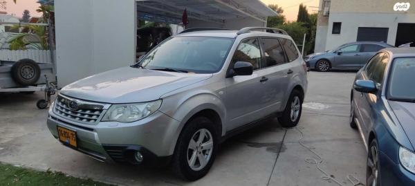 סובארו פורסטר 4X4 B אוט' 2.0 (150 כ"ס) [2011-2013] בנזין 2012 למכירה בכפר יאסיף
