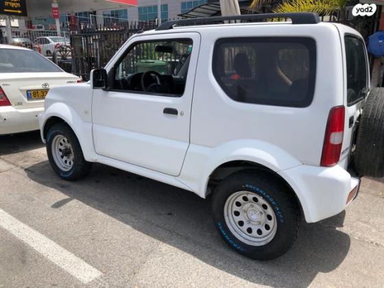 סוזוקי ג'ימני 4X4 GLS ידני 1.3 (85 כ"ס) בנזין 2016 למכירה בפתח תקווה