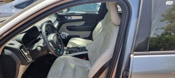 וולוו XC40 T4 Momentum Plus אוט' 2.0 (190 כ''ס) בנזין 2018 למכירה במבשרת ציון
