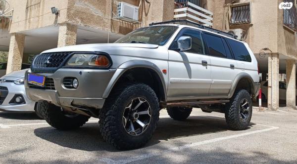מיצובישי פאג'רו ספורט 4X4 GLS אוט' 3.0 (170 כ''ס) בנזין 2003 למכירה בחולון