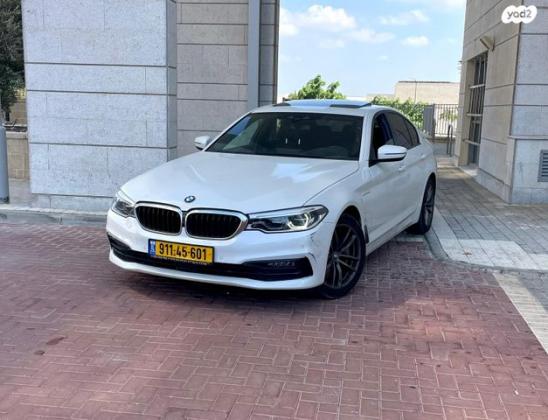 ב.מ.וו סדרה 5 530E IPer Exclusive הייבריד אוט' 2.0 (252 כ"ס) היברידי חשמל / בנזין 2018 למכירה בנתניה
