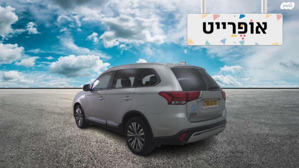 מיצובישי אאוטלנדר Instyle אוט' 7 מק' 2.0 (150 כ"ס) בנזין 2019 למכירה ב