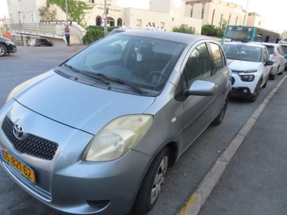 טויוטה יאריס Sol רובוטית 1.3 (87 כ"ס) בנזין 2007 למכירה בירושלים