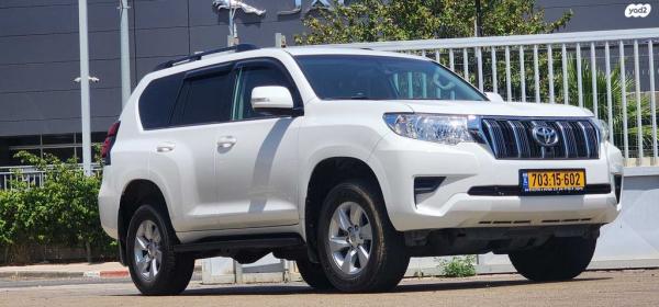 טויוטה לנד קרוזר ארוך TS 7 אוט' 7 מק' דיזל 5 דל' 2.8 (204 כ"ס) דיזל 2021 למכירה בחיפה