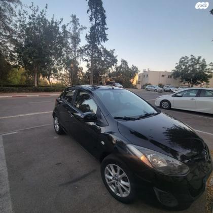 מאזדה H Dynamic אוט' 1.5 (103 כ"ס) בנזין 2013 למכירה בחיפה