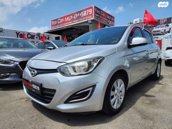 יונדאי i20 Premium אוט' 1.4 (100 כ"ס) בנזין 2014 למכירה בבת ים