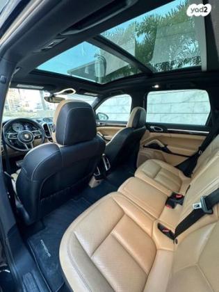 פורשה קאיין 4X4 Platinum הייבריד אוט' 3.0 (333 כ''ס) היברידי חשמל / בנזין 2017 למכירה בחולון