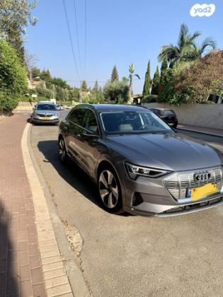 אאודי E-tron 4X4 Premium Plus אוט' חשמלי (408 כ''ס) חשמלי 2019 למכירה בתל אביב יפו