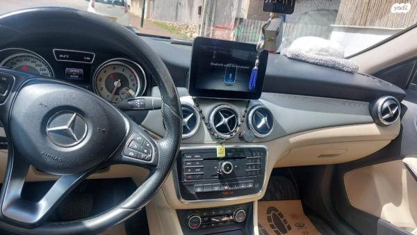 מרצדס GLA 4X4 GLA250 4MATIC Urban אוט' 2.0 (211 כ''ס) בנזין 2016 למכירה בג'לג'וליה