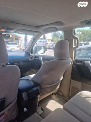 טויוטה לנד קרוזר ארוך Select 60th אוט' דיזל 7 מק' 3.0 (190 כ"ס) דיזל 2013 למכירה בפרדס חנה כרכור