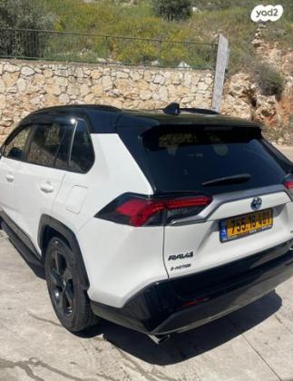 טויוטה RAV4 הייבריד E-motion Sky הייבריד אוט' 2.5 (178 כ''ס) בנזין 2019 למכירה בירכא