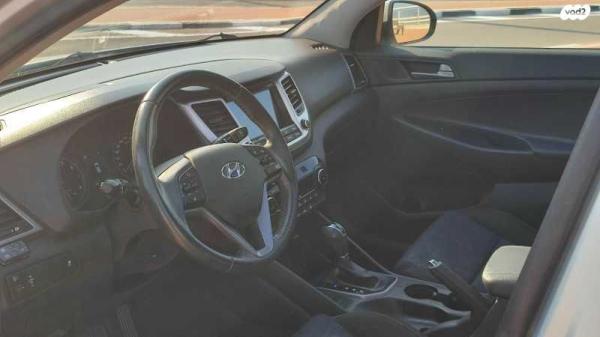 יונדאי טוסון Open Sky אוט' בנזין 2.0 (155 כ"ס) בנזין 2015 למכירה בחיפה
