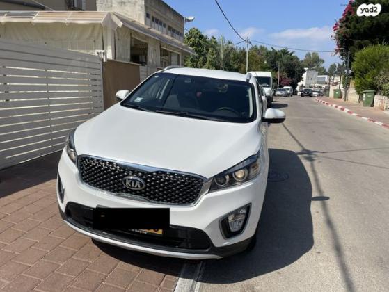 קיה סורנטו Urban אוט' 7 מק' 2.4 (188 כ"ס) בנזין 2017 למכירה בראש העין