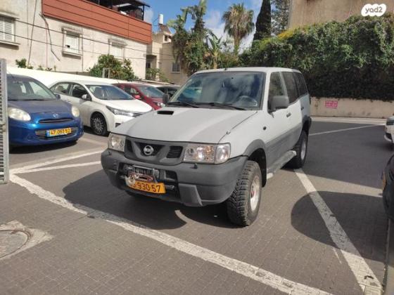ניסאן טראנו ארוך 4X4 SE אוט' דיזל 3.0 (154 כ''ס) דיזל 2005 למכירה בראשון לציון