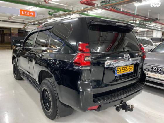 טויוטה לנד קרוזר ארוך 4X4 Luxury 60th אוט' דיזל 7 מק' 3.0 (190 כ''ס) דיזל 2013 למכירה בהרצליה