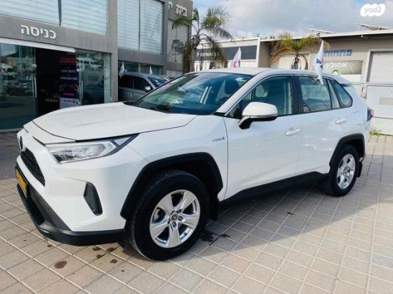 טויוטה RAV4 הייבריד E-volve הייבריד אוט' 2.5 (178 כ''ס) בנזין 2019 למכירה בבאר שבע