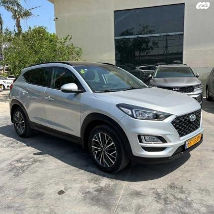 יונדאי טוסון Panoramic אוט' בנזין 2.0 (155 כ"ס) בנזין 2019 למכירה בנתניה