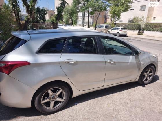 יונדאי i30 Inspire סטיישן אוט' 1.6 (135 כ"ס) בנזין 2014 למכירה בגבעת יערים