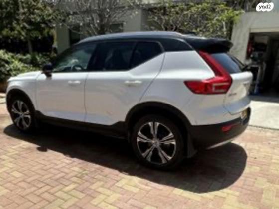 וולוו XC40 T4 Momentum with Leather אוט' 2.0 (190 כ''ס) בנזין 2020 למכירה בגבעת שפירא