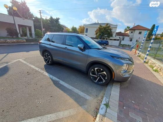 מיצובישי אאוטלנדר Instyle אוט' 7 מק' 2.5 (181 כ"ס) בנזין 2021 למכירה ביהוד מונוסון