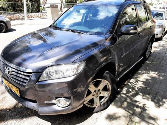טויוטה RAV4 ארוך 4X4 GLI אוט' 2.0 (158 כ''ס) בנזין 2012 למכירה בירושלים