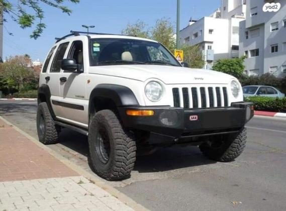 ג'יפ / Jeep ליברטי (עד 2013) 4X4 Limited אוט' 3.7 (211 כ''ס) [2002-2004] בנזין 2004 למכירה בגבעת זאב