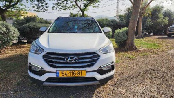 יונדאי סנטה פה 4X4 Supreme אוט' דיזל 7 מק' 2.2 (197 כ"ס) דיזל 2017 למכירה בטבריה