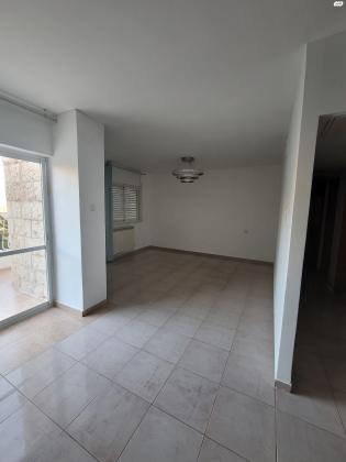 אליעזר קשאני 33 (תלפיות מזרח)