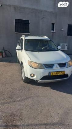 מיצובישי אאוטלנדר 4X4 Sport אוט' 7 מק' 2.4 (170 כ''ס) בנזין 2009 למכירה באעבלין