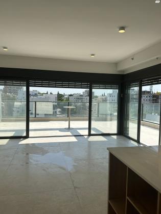 הרב אוורבוך 1 (הדר)