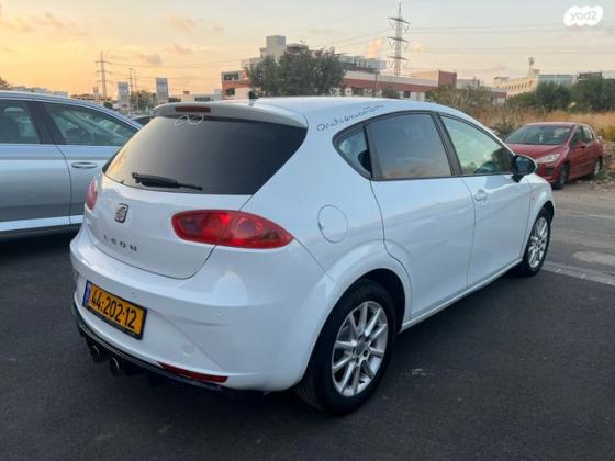 סיאט לאון Style אוט' 5 דל' 1.8 (160 כ''ס) בנזין 2013 למכירה בחיפה