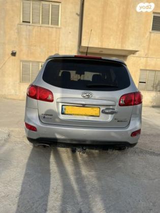 יונדאי סנטה פה 4X4 Luxury אוט' דיזל 7 מק' 2.2 (197 כ''ס) דיזל 2011 למכירה בבאר שבע