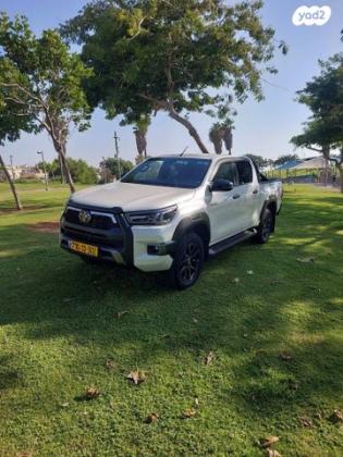 טויוטה היילקס 4X4 4X4 Sahara דאבל קבינה אוט' דיזל 2.8 (204 כ''ס) דיזל 2021 למכירה בתל אביב יפו