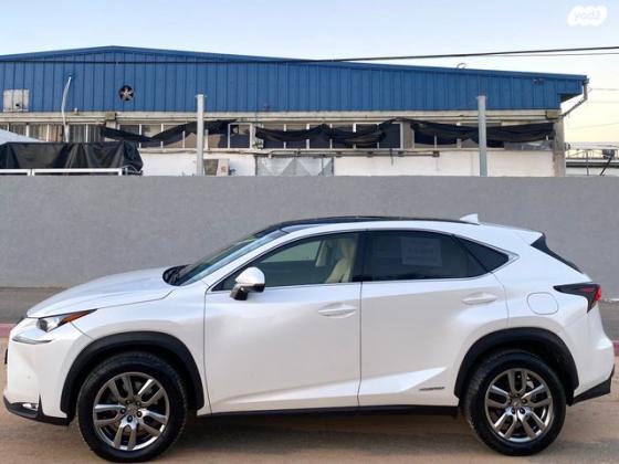 לקסוס NX 4X4 NX300H Premium הייבריד אוט' 2.5 (155 כ''ס) בנזין 2017 למכירה בחדרה