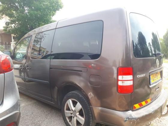 פולקסווגן קאדי מקסי Comfortline אוט' דיזל 7 מק' 4 דל' 1.6 (102 כ''ס) דיזל 2013 למכירה בפתח תקווה