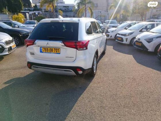 מיצובישי אאוטלנדר Intense אוט' 7 מק' 2.0 (150 כ"ס) בנזין 2019 למכירה בראשון לציון