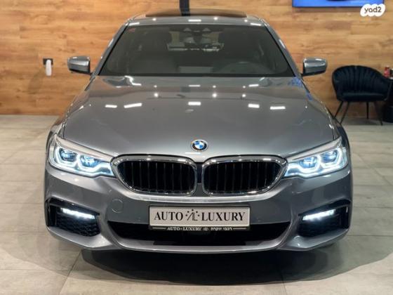 ב.מ.וו סדרה 5 530E IPer Exclusive-M הייבריד אוט' 2.0 (252 כ''ס) היברידי חשמל / בנזין 2018 למכירה בראשון לציון
