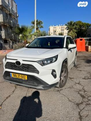 טויוטה RAV4 ארוך 4X4 Explore אוט' 2.0 (175 כ''ס) בנזין 2020 למכירה בבית שאן