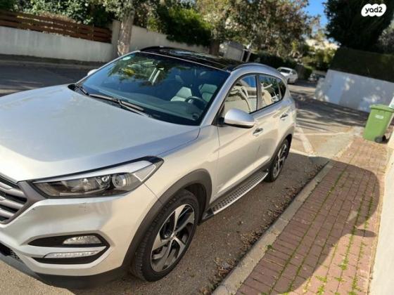 יונדאי טוסון Luxury אוט' בנזין 2.0 (155 כ"ס) בנזין 2018 למכירה בנתניה