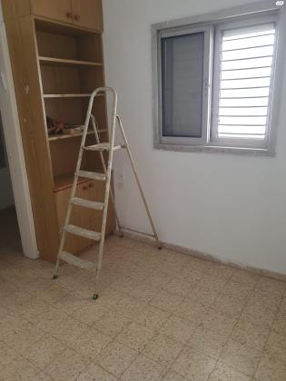 האם 47 (נווה יהושוע)