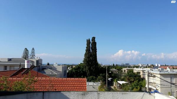 זלמן שניאור 13 (קרית יערים)