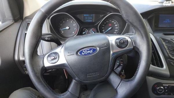 פורד פוקוס Trend הצ'בק אוט' 1.6 (125 כ''ס) בנזין 2012 למכירה בחורפיש