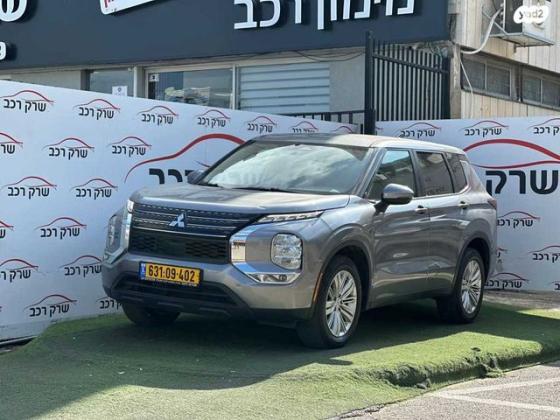 מיצובישי אאוטלנדר Executive אוט' 7 מק' 2.5 (181 כ"ס) בנזין 2021 למכירה בראשון לציון