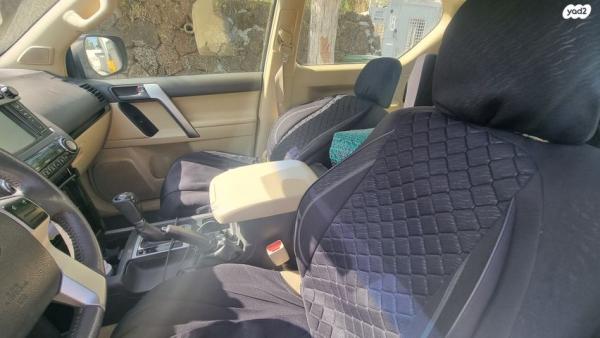 טויוטה לנד קרוזר קצר 4X4 Luxury אוט' דיזל 2.8 (177 כ"ס) דיזל 2016 למכירה בנס ציונה