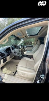 טויוטה לנד קרוזר ארוך Luxury 5 אוט' 5 מק' דיזל 5 דל' 2.8 (204 כ"ס) דיזל 2022 למכירה ברמות נפתלי