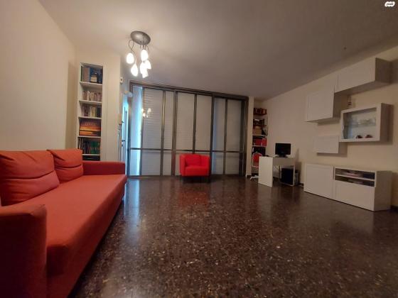 ד"ר יואכים כספרי 13 (אחוזה)