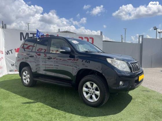 טויוטה לנד קרוזר ארוך 4X4 Luxury אוט' דיזל 7 מק' 3.0 (173 כ''ס) דיזל 2010 למכירה בחיפה